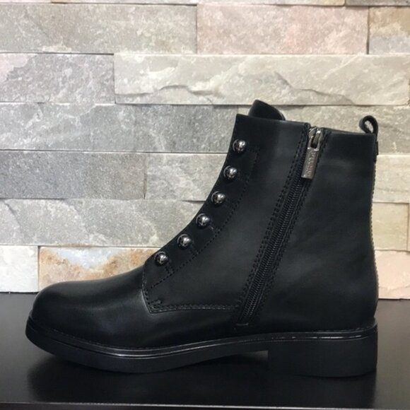 Valdini Women's Paola Leather Boots - Picture 2 of 8